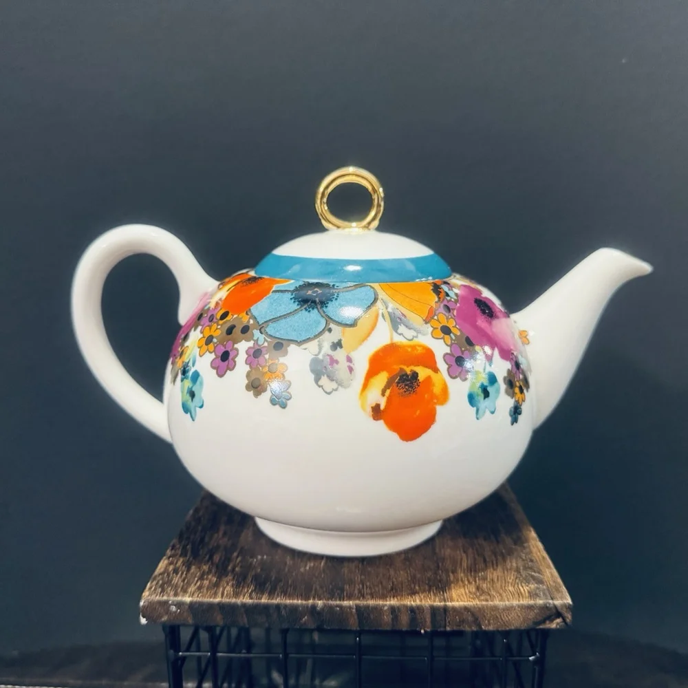 Grace Teaware Meadow Joy Fine Porcelain Teapot with Gold Trim